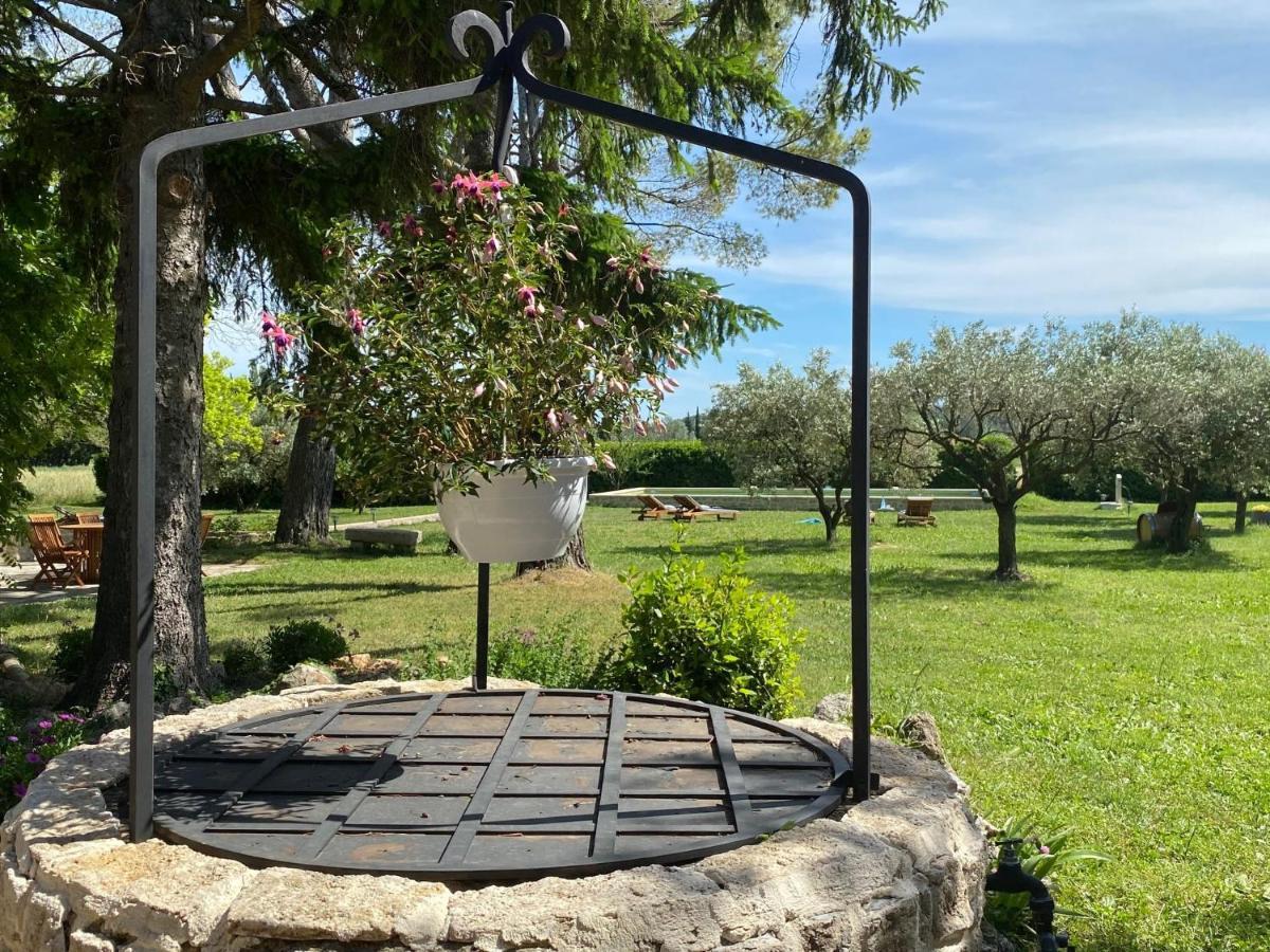 Desir De Provence Bed & Breakfast Sarrians Bagian luar foto
